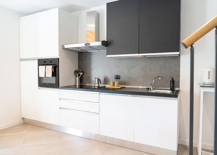 San Carlo 아파트 아로나